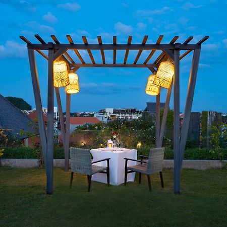 Four Points By Sheraton Bali, Kuta Kuta Lombok Exteriör bild